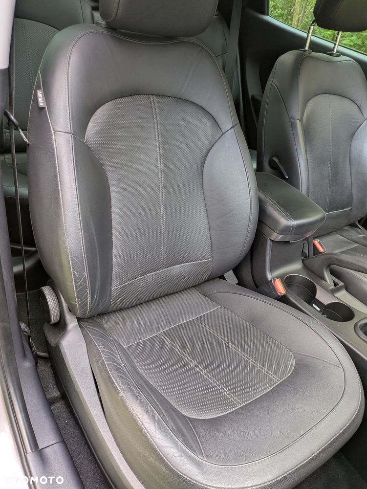 Hyundai ix35 2.0 CRDi 4WD Premium - 24