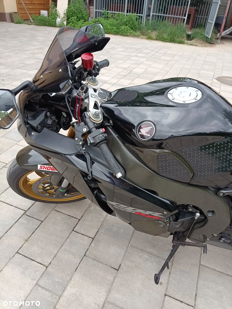 Honda CBR - 6