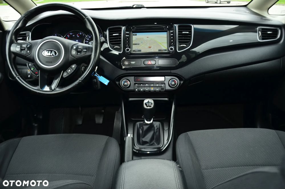 Kia Carens 1.7 CRDi L 7os - 22