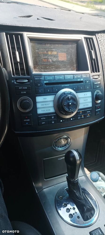 Infiniti FX - 13