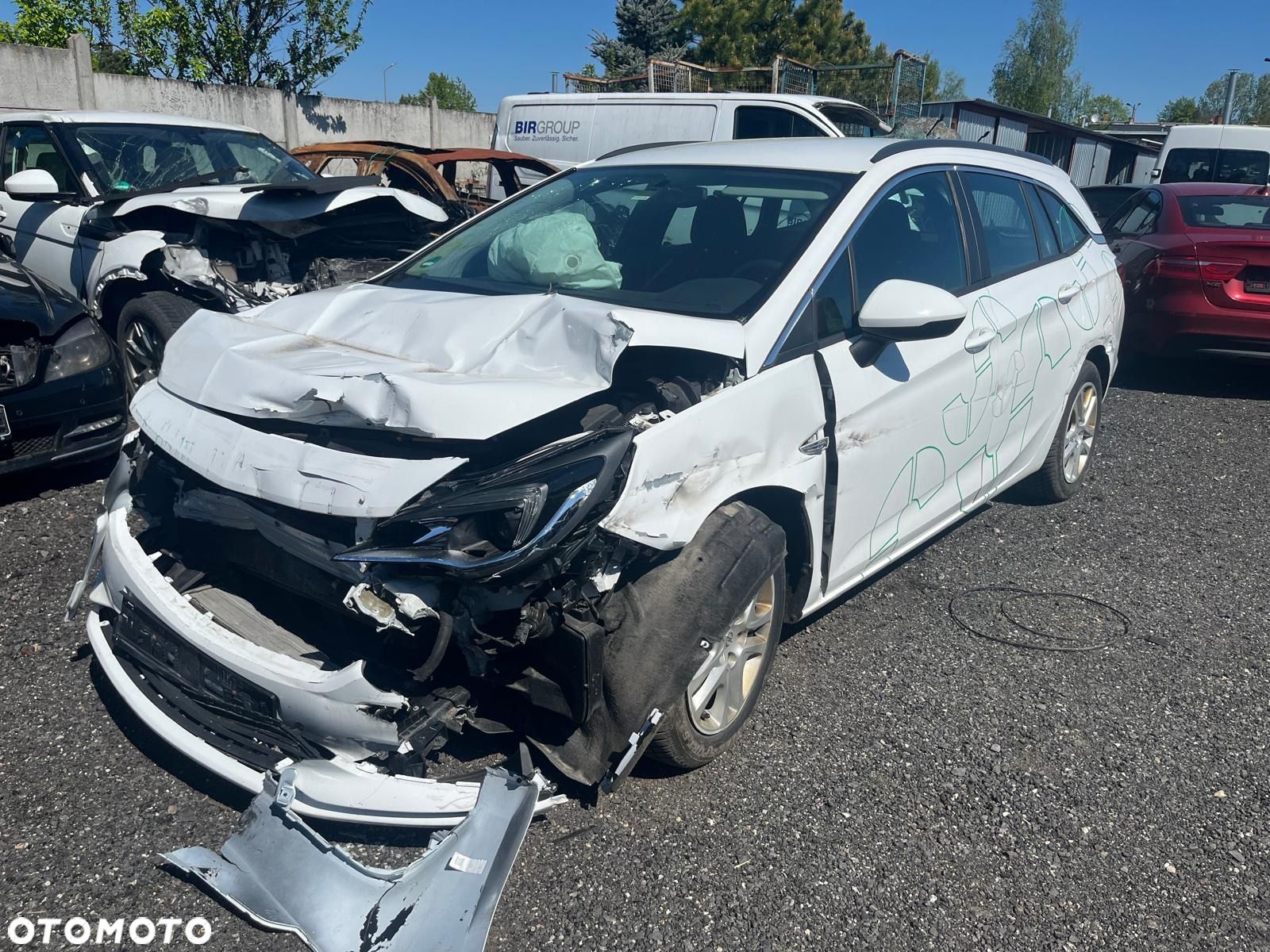 Opel Astra 1.6 D Start/Stop Business - 1