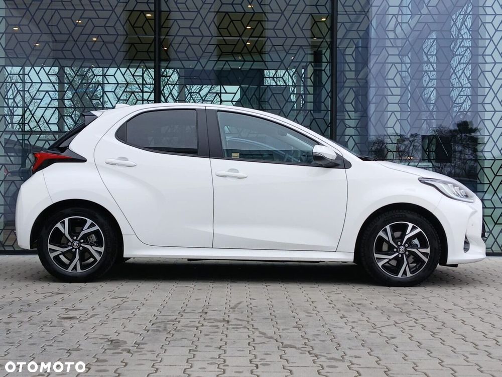 Toyota Yaris Hybrid 1.5 Style - 3