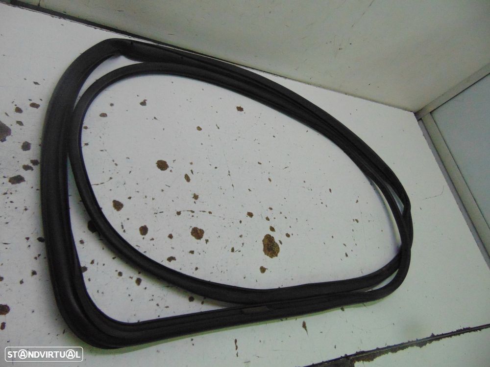 Toyota Hiace LH 102 borracha - 4