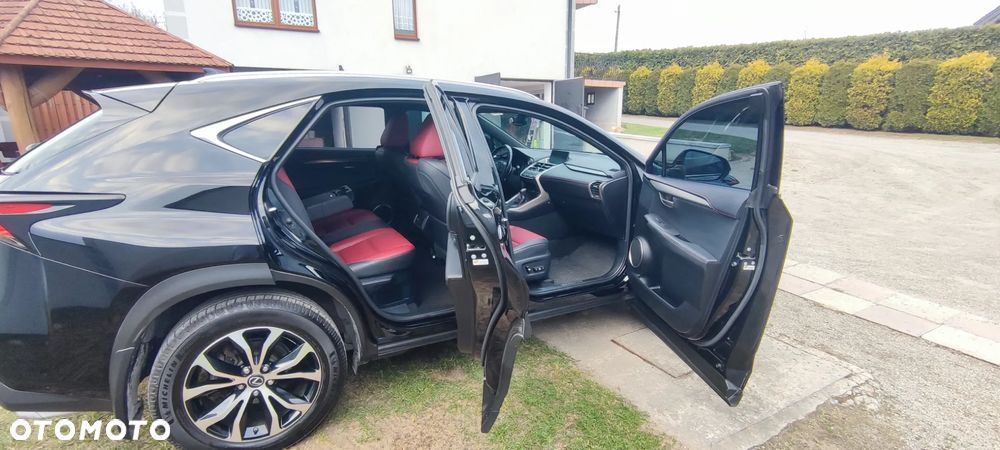 Lexus NX 200t AWD F Sport - 15