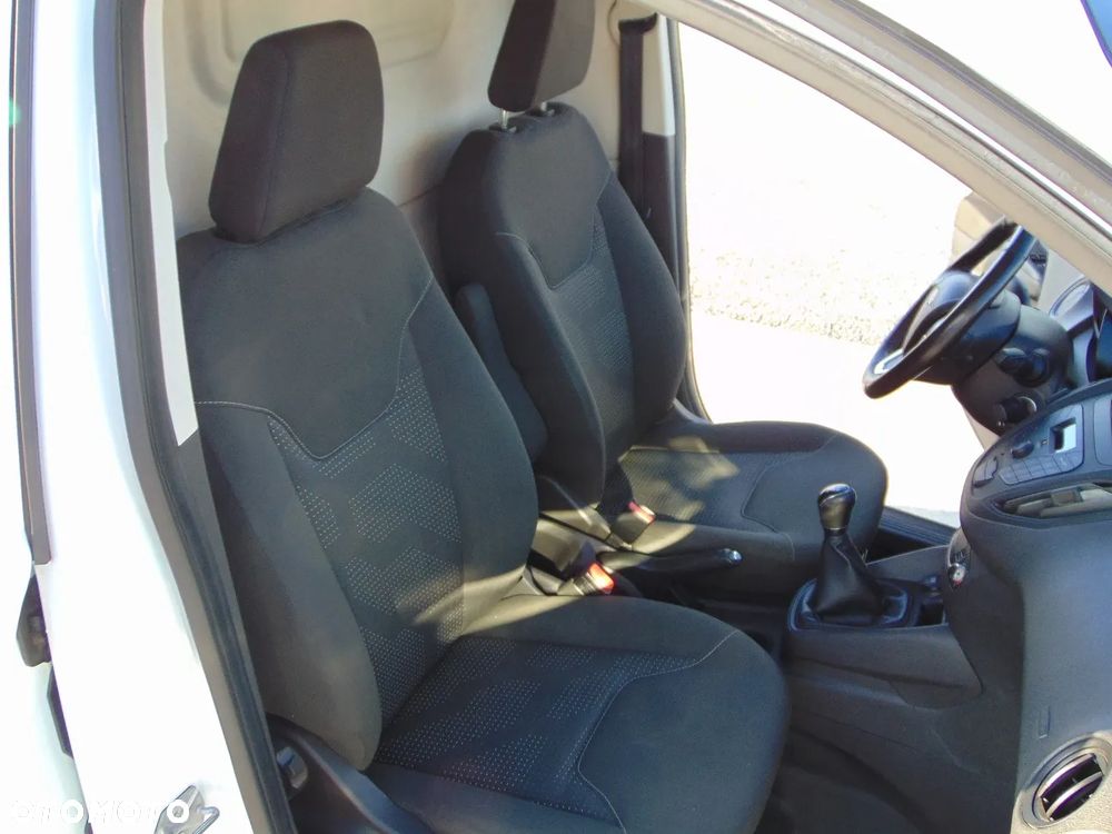 Ford FORD TRANSIT COURIER 1,5 Diesel - 12