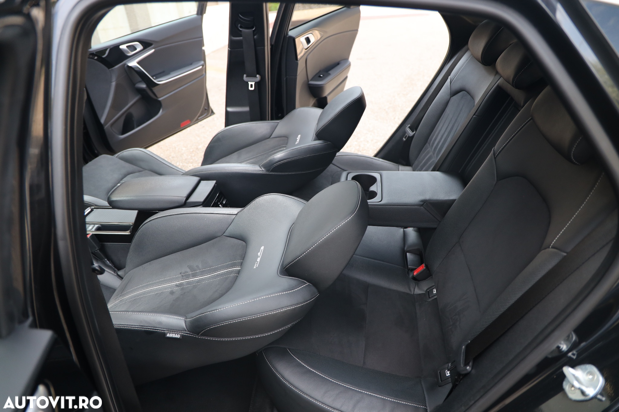 Kia Pro Ceed ProCeed 1.4 T-GDI 7DCT GT Line - 11
