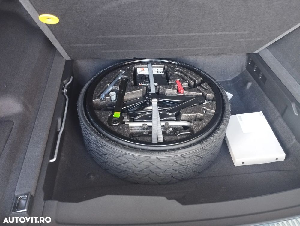 Volkswagen Touareg V6 TDI 4MOTION Elegance - 12