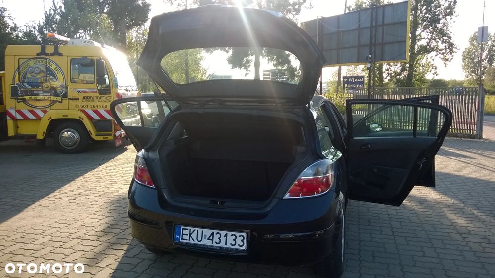 Opel Astra 1.6 Cosmo - 19
