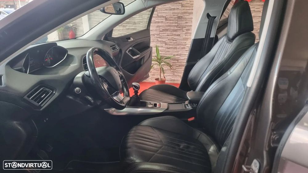 Peugeot 308 SW 1.6 BlueHDi Allure - 13