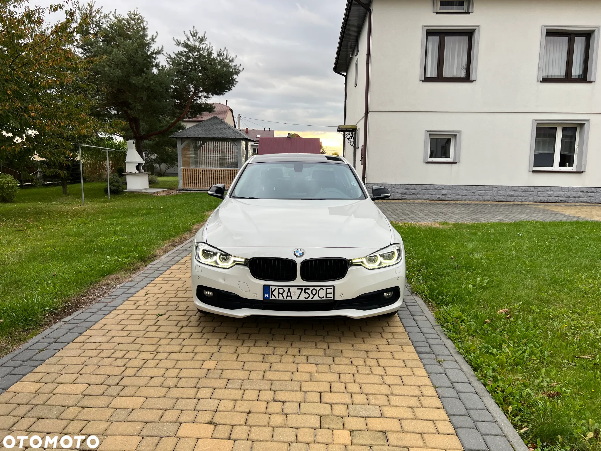 BMW Seria 3 318i - 6