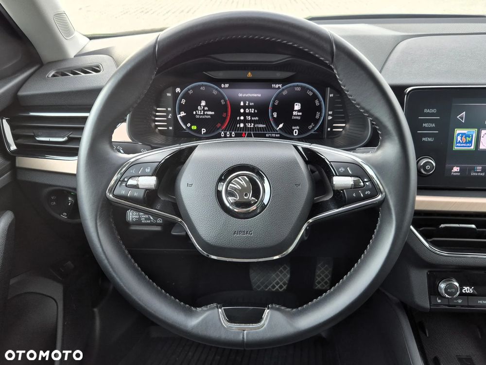 Skoda Kamiq 1.0 TSI Style DSG - 21