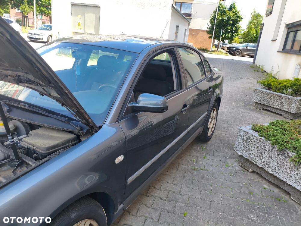 Volkswagen Passat - 6