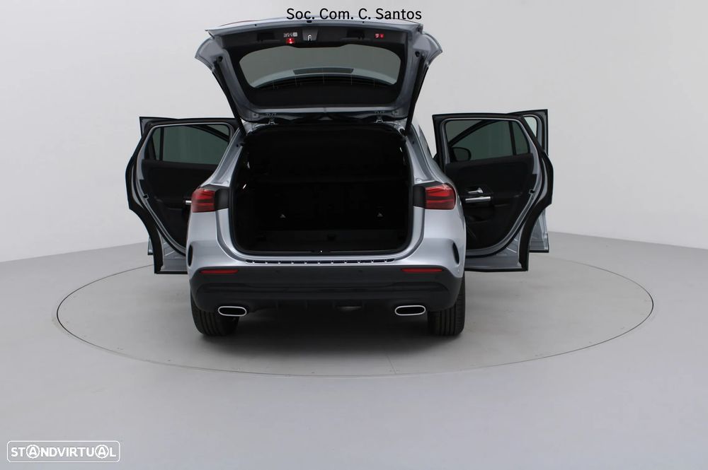 Mercedes-Benz GLA 180 d AMG Line - 11
