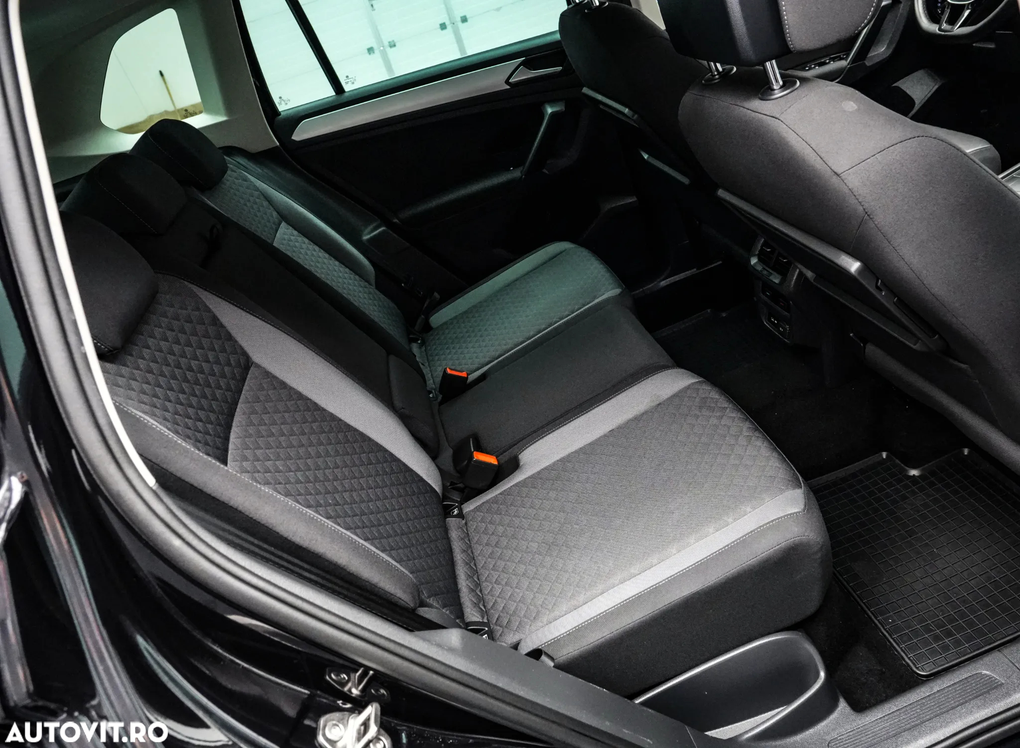 Volkswagen Tiguan 2.0 TDI DPF DSG Comfortline - 16