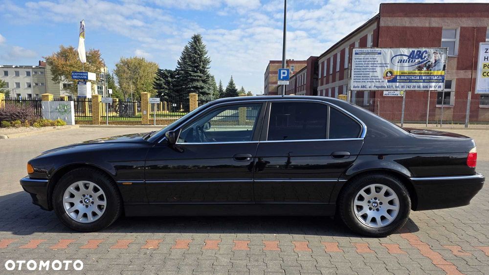 BMW Seria 7 - 7