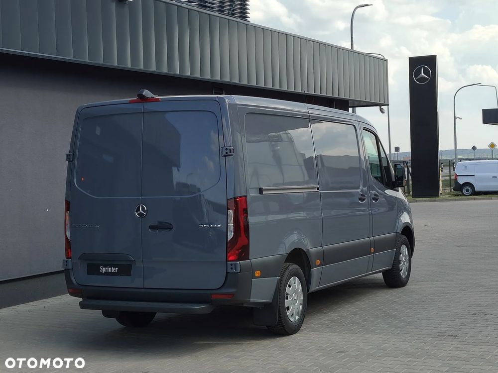 Mercedes-Benz Sprinter - 6