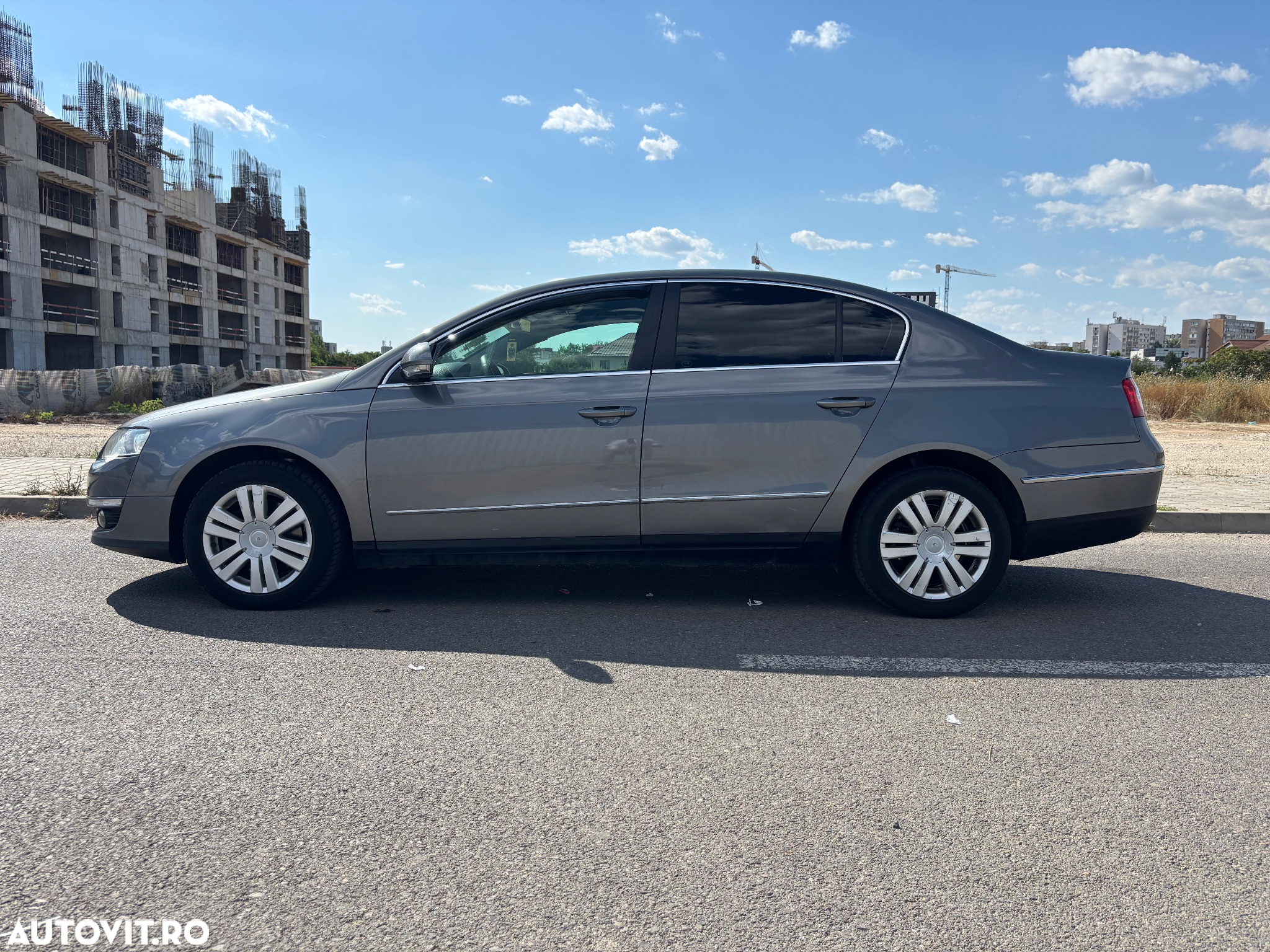 Volkswagen Passat Variant 2.0 TDI Highline DPF 4Motion - 2