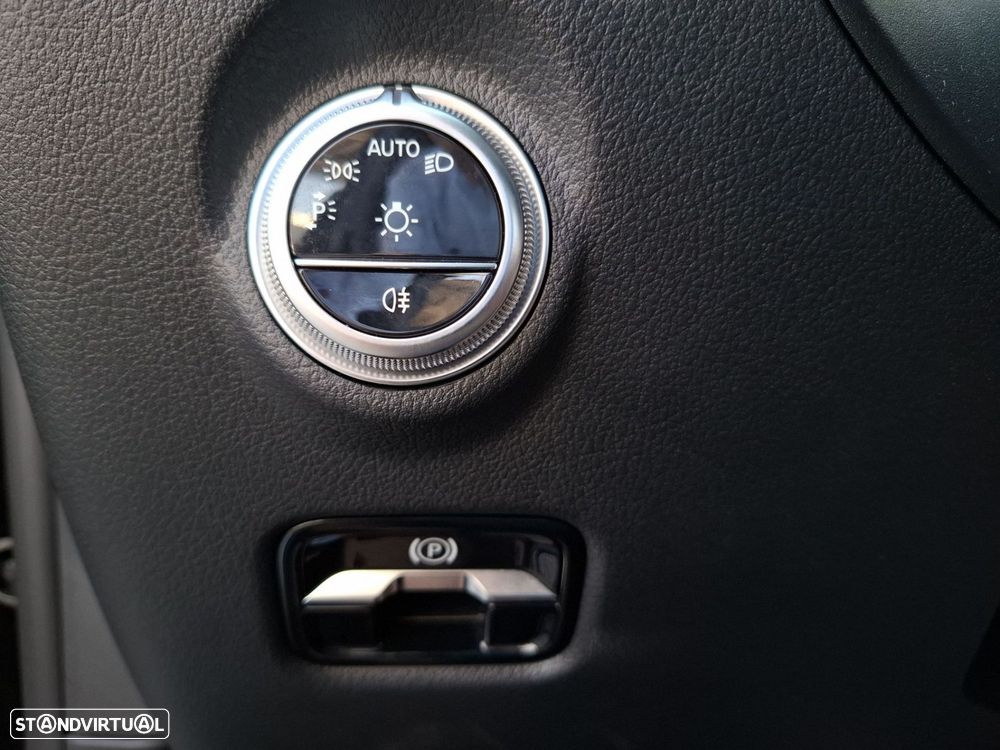 Mercedes-Benz C 220 d Avantgarde - 20