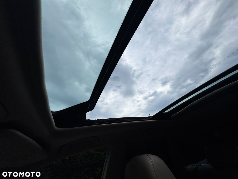 Subaru Outback 3.0 H6 - 21