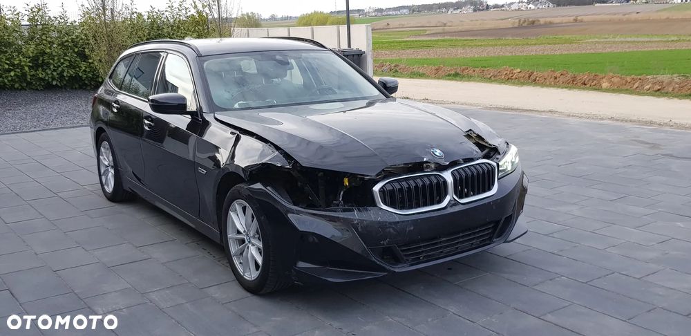 BMW Seria 3 320e M Sport - 12