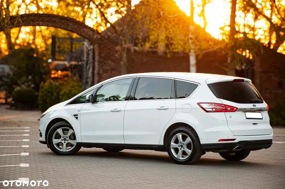 Ford S-Max 2.0 TDCi Titanium PowerShift - 13