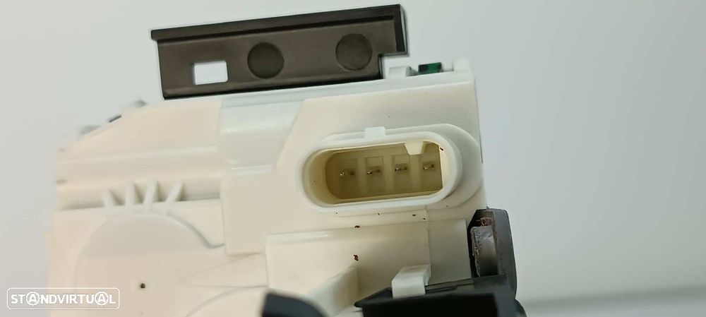 FECHADURA PORTA FRENTE DIREITA MERCEDES CLASE CLA (W117) CLA 200 CDI (117.308) - 2