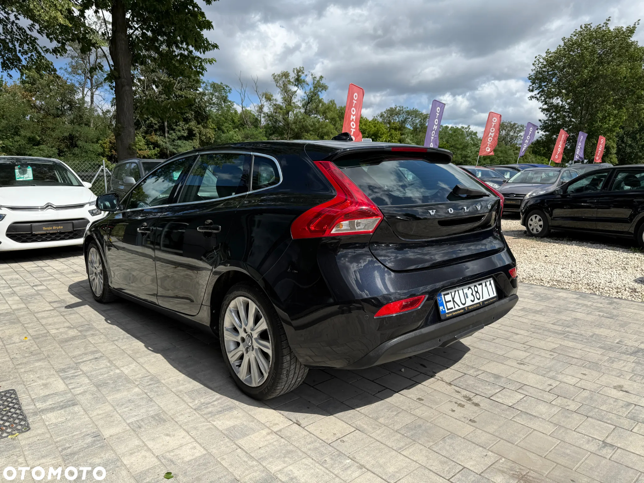 Volvo V40 D2 - 19