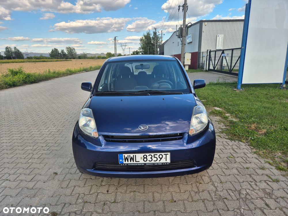 Daihatsu Sirion - 17