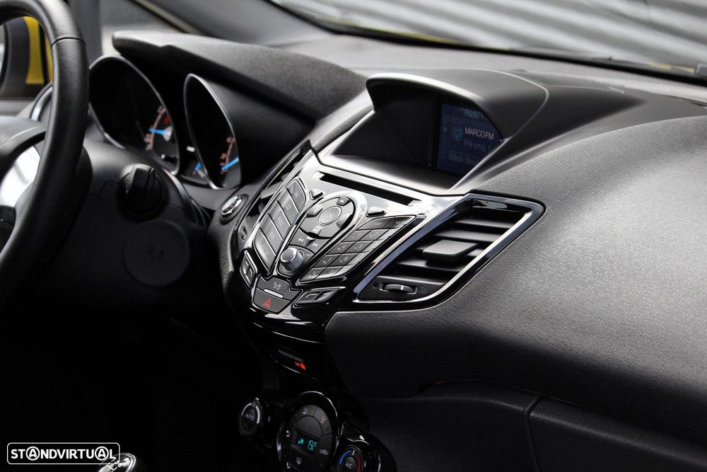 Ford Fiesta 1.0 EcoBoost Titanium - 15