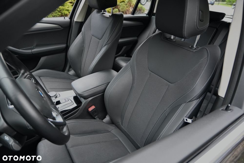 BMW X3 sDrive18d xLine sport - 28