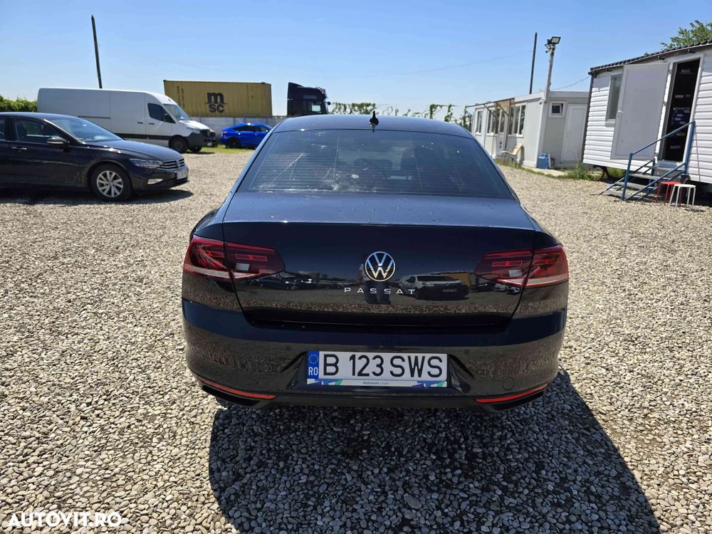 Volkswagen Passat - 5