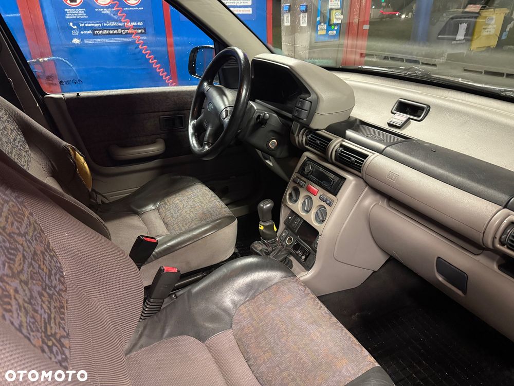 Land Rover Freelander 2.0 D - 6