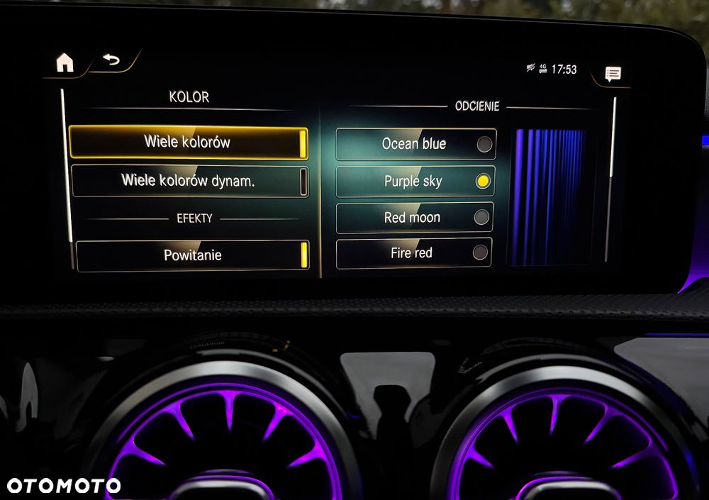 Mercedes-Benz Klasa A 220 4-Matic AMG Line 7G-DCT - 30