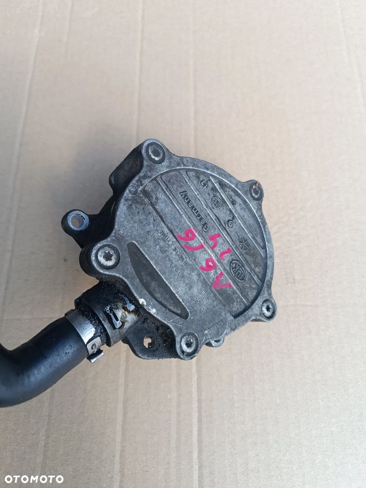 POMPA VACUM AUDI A6 C6 2.4 06E1451000 - 1
