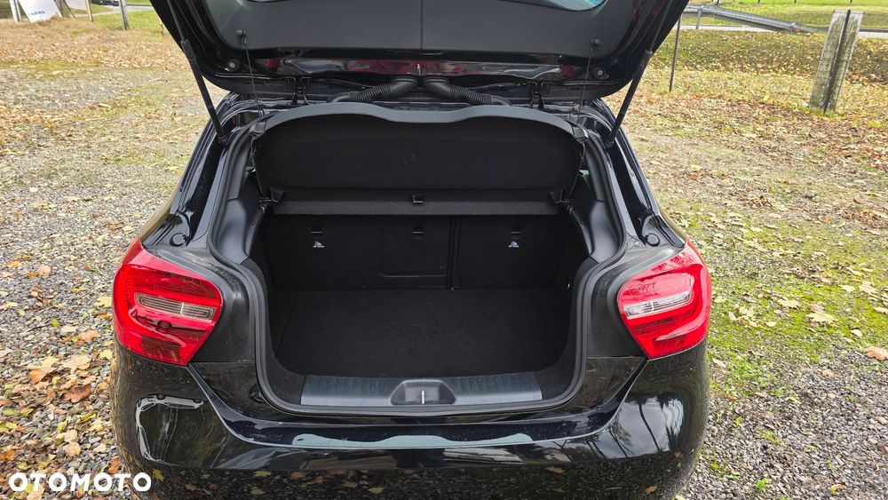 Mercedes-Benz Klasa A 180 BlueEfficiency Edition - 21