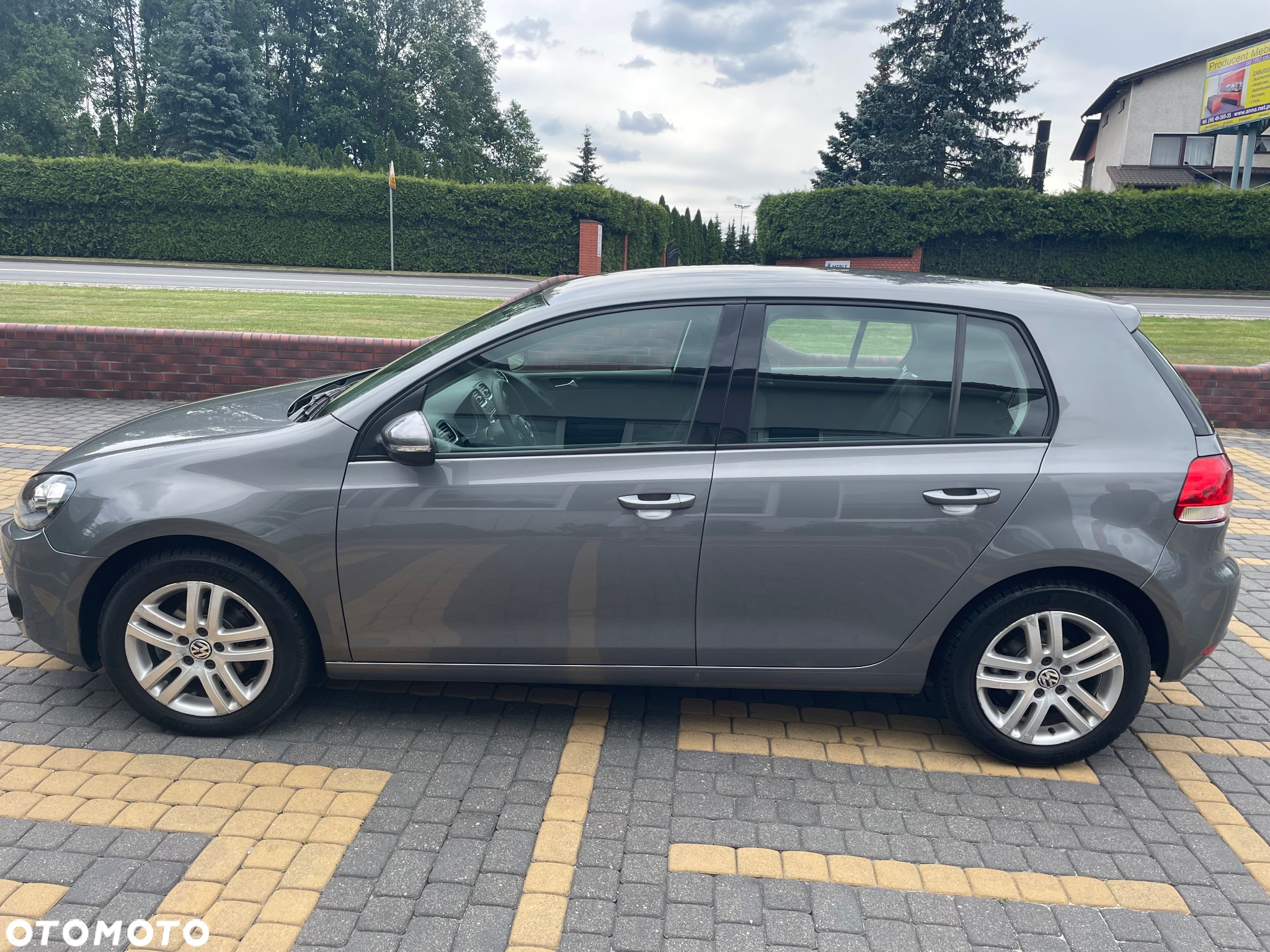 Volkswagen Golf 2.0 TDI DPF Comfortline - 8