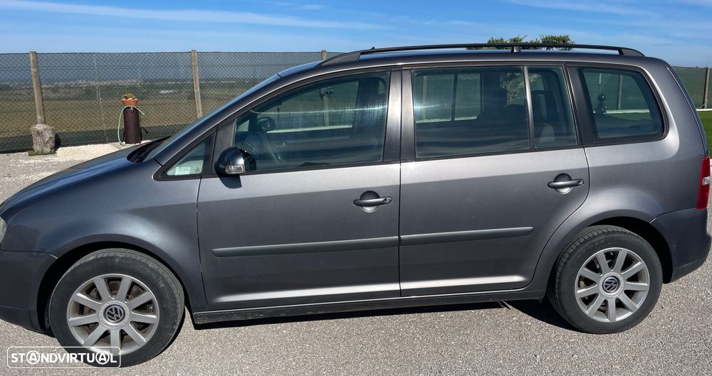 VW Touran 1.9 TDi Conceptline - 3