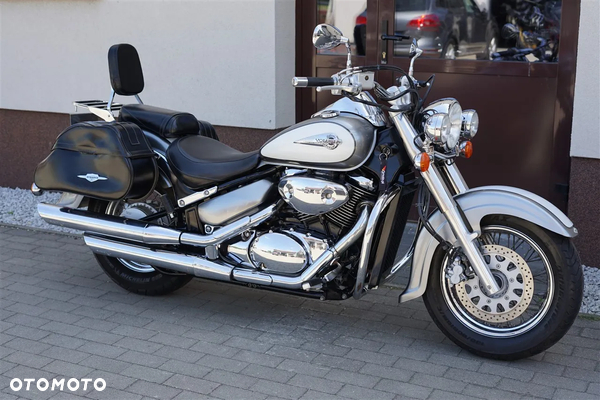Suzuki VL 800 Volusia