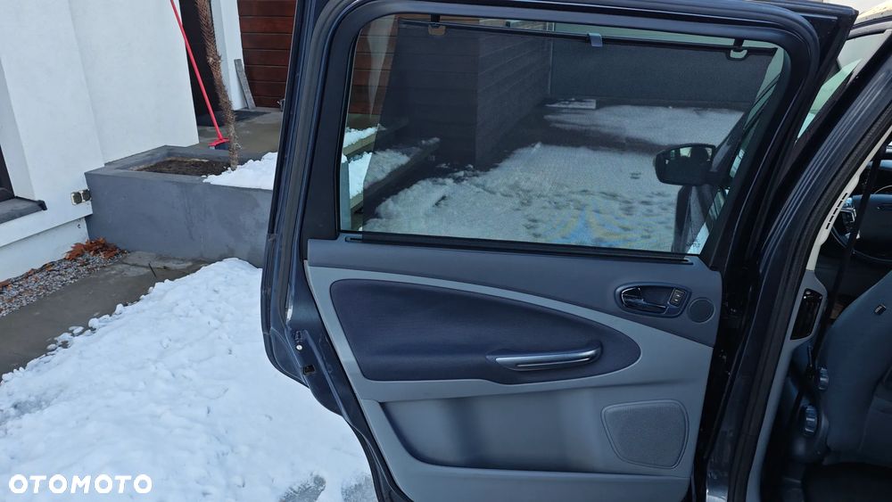 Ford Galaxy 2.0 Titanium - 12