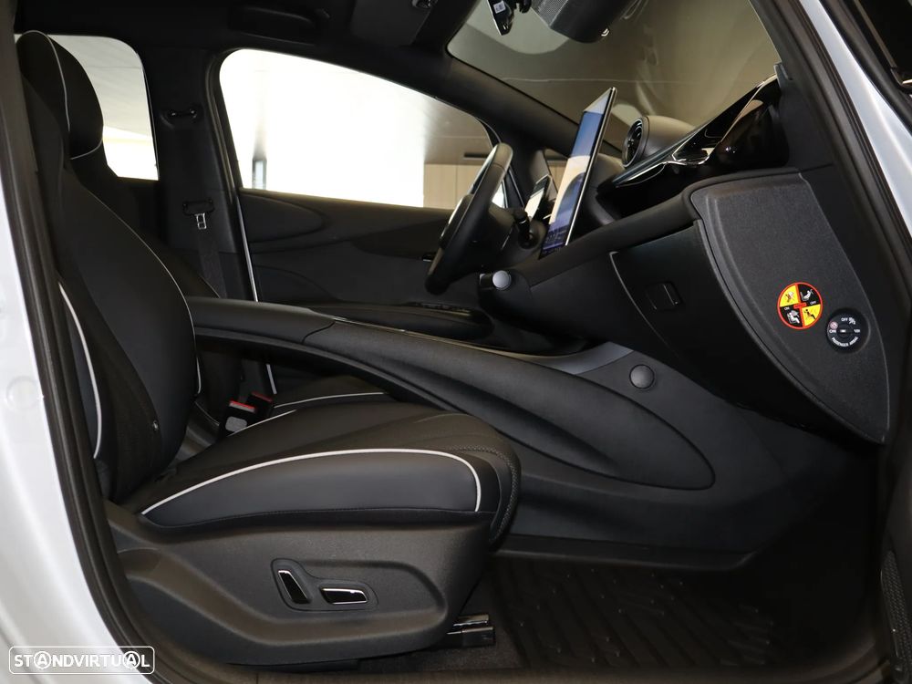 BYD Dolphin 60.4 kWh Design - 20