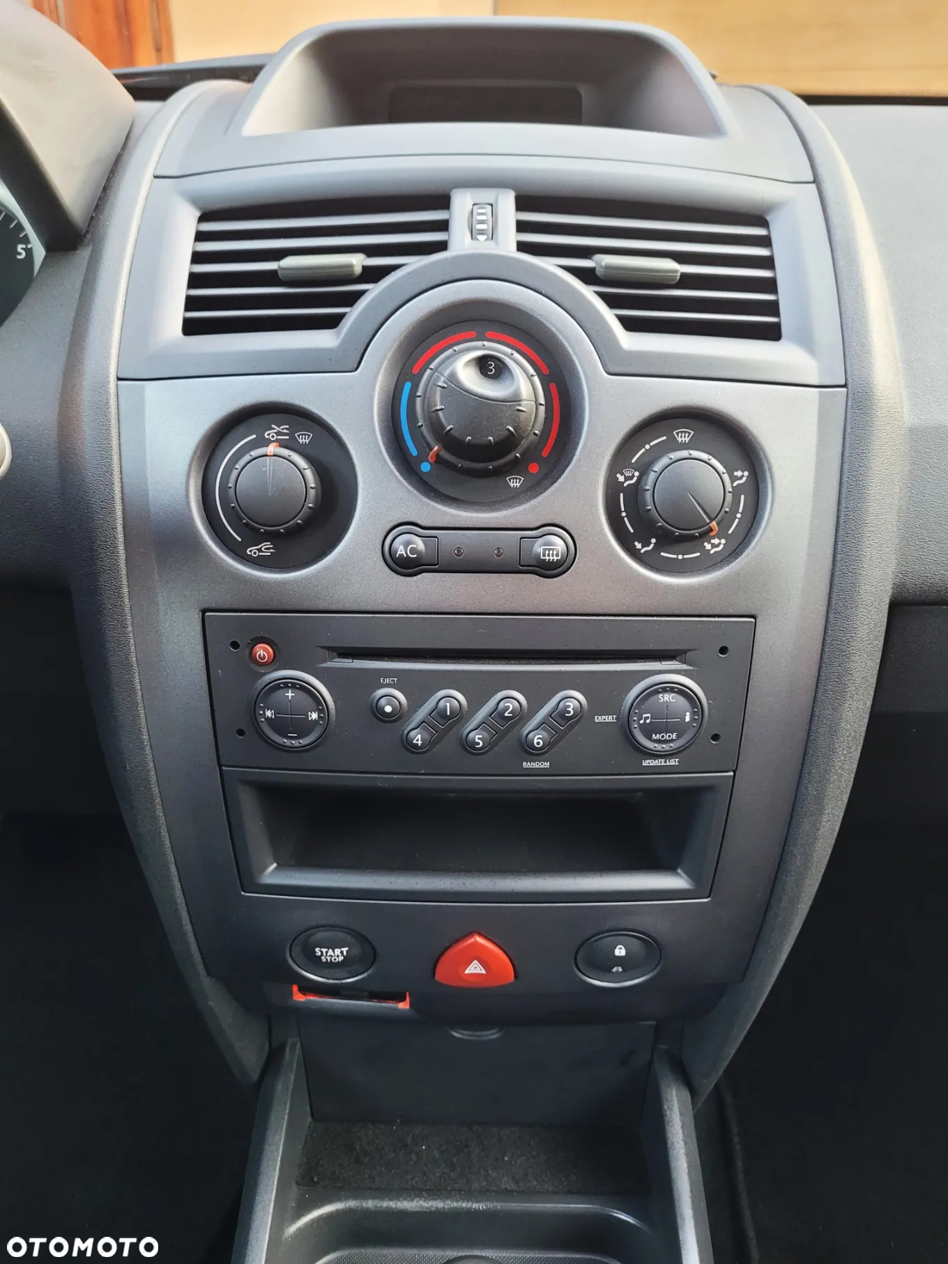 Renault Megane - 11