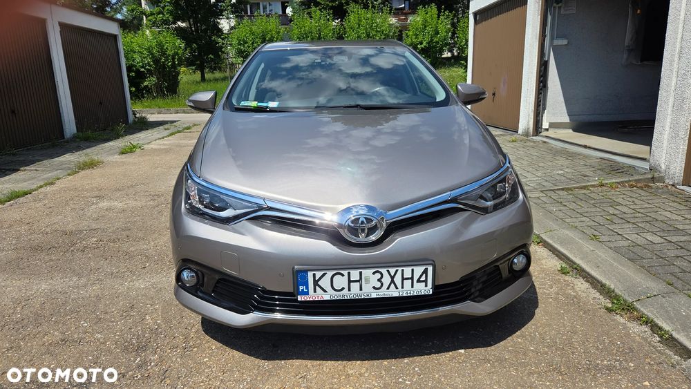 Toyota Auris 1.6 Premium Comfort - 3