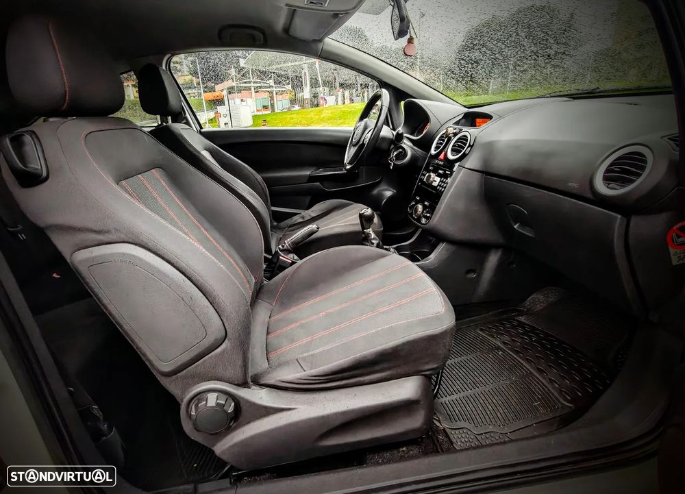 Opel Corsa 1.2 Black Edition 129g - 8