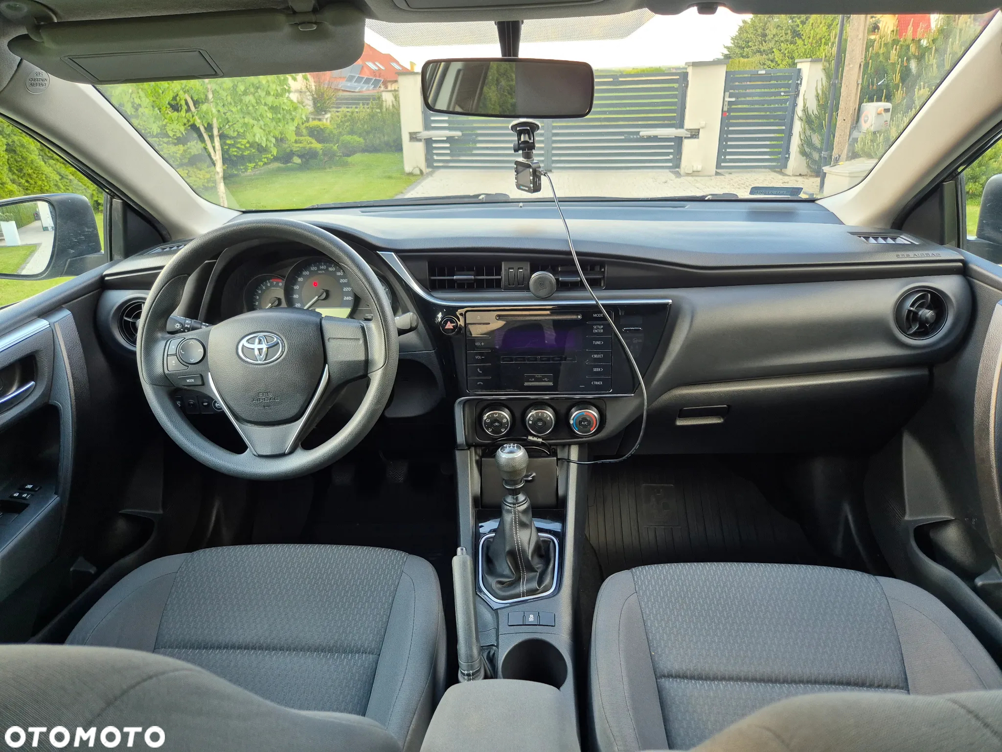 Toyota Corolla 1.6 Active EU6 - 8