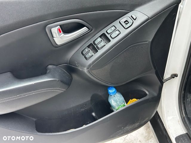 Hyundai ix35 ver-2-0-crdi-premium - 15