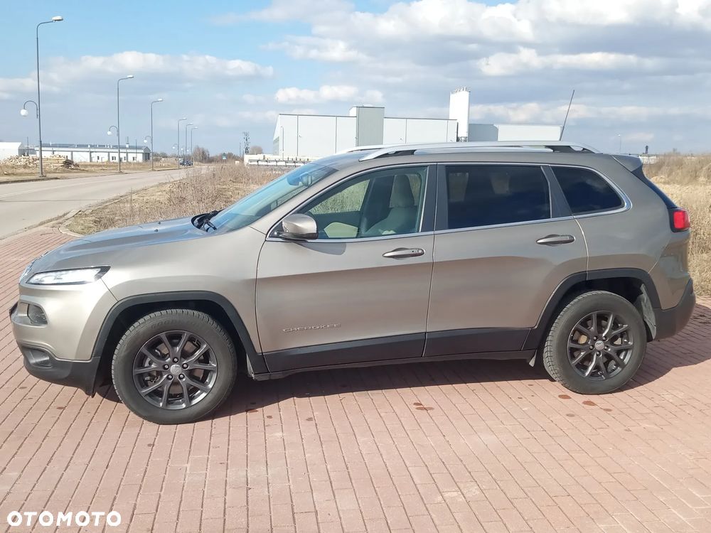 Jeep Cherokee 3.2 V6 Active Drive I Limited - 26