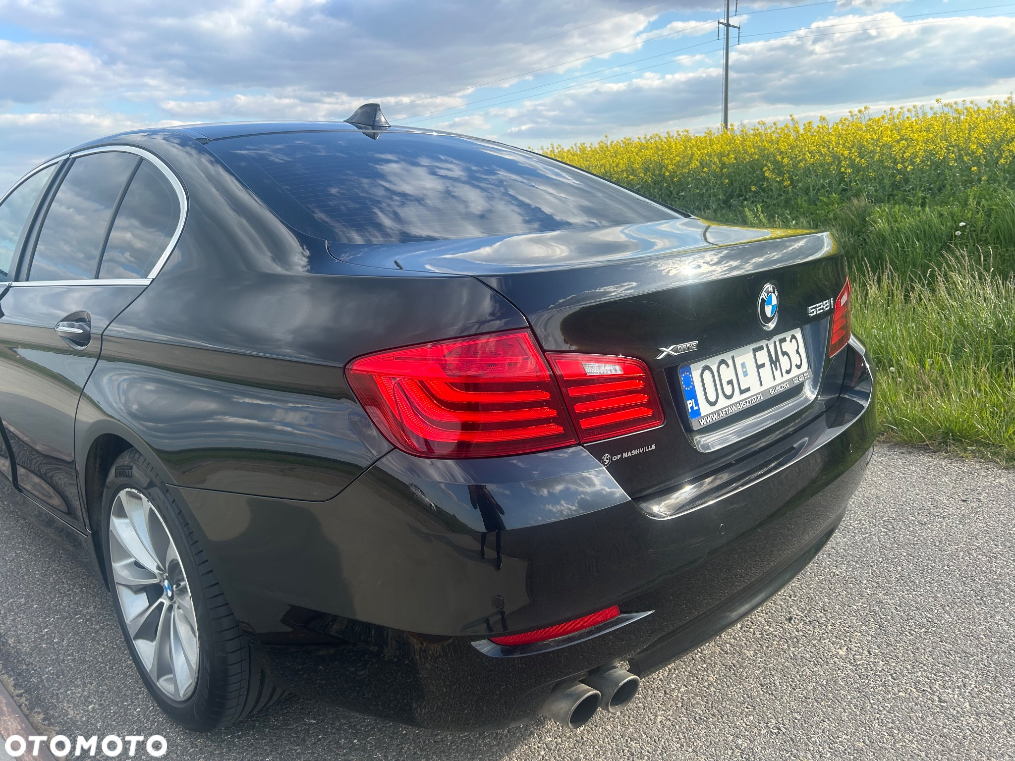BMW Seria 5 528i xDrive - 29