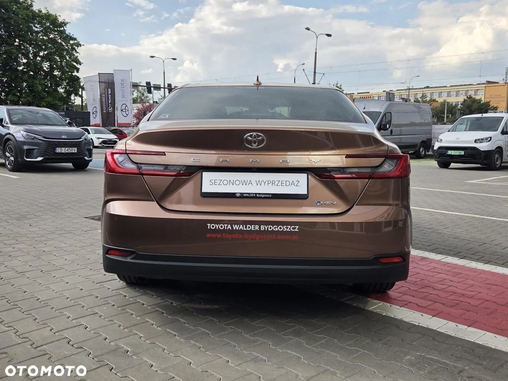 Toyota Camry 2.5 Hybrid Prestige CVT - 5