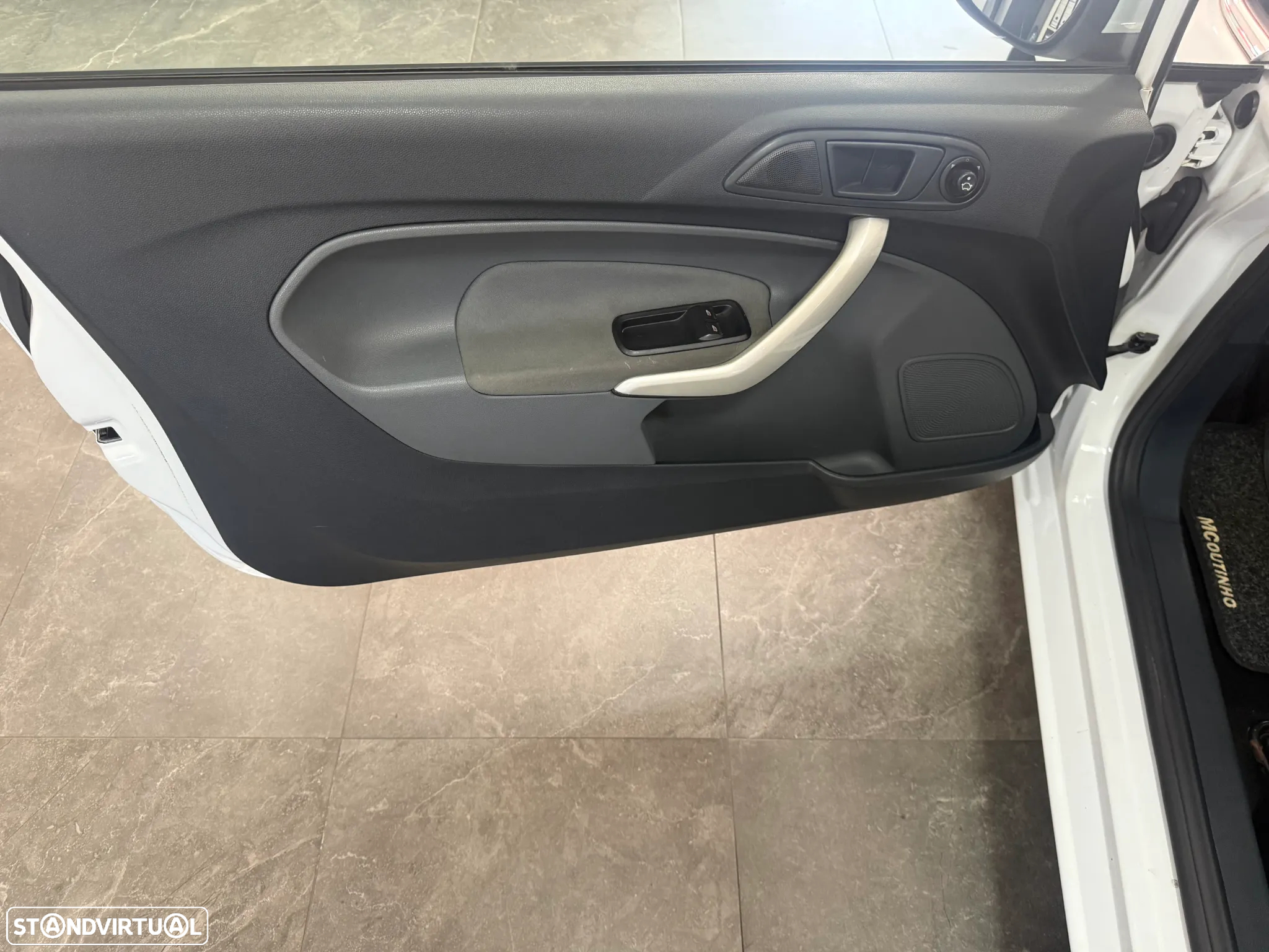 Ford Fiesta 1.25 Titanium - 10