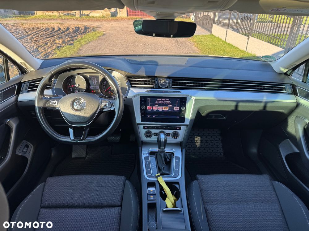 Volkswagen Passat Variant 2.0 TDI SCR DSG 4Motion Elegance - 25
